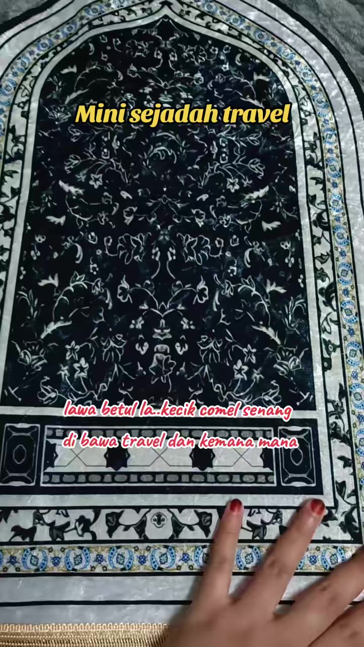 Senang dibawa kemana mana, jadikan doorgift vvip, hadiah guru, hadiah majlis dan sebagainya..     #sejadah #doorgift #hadiah