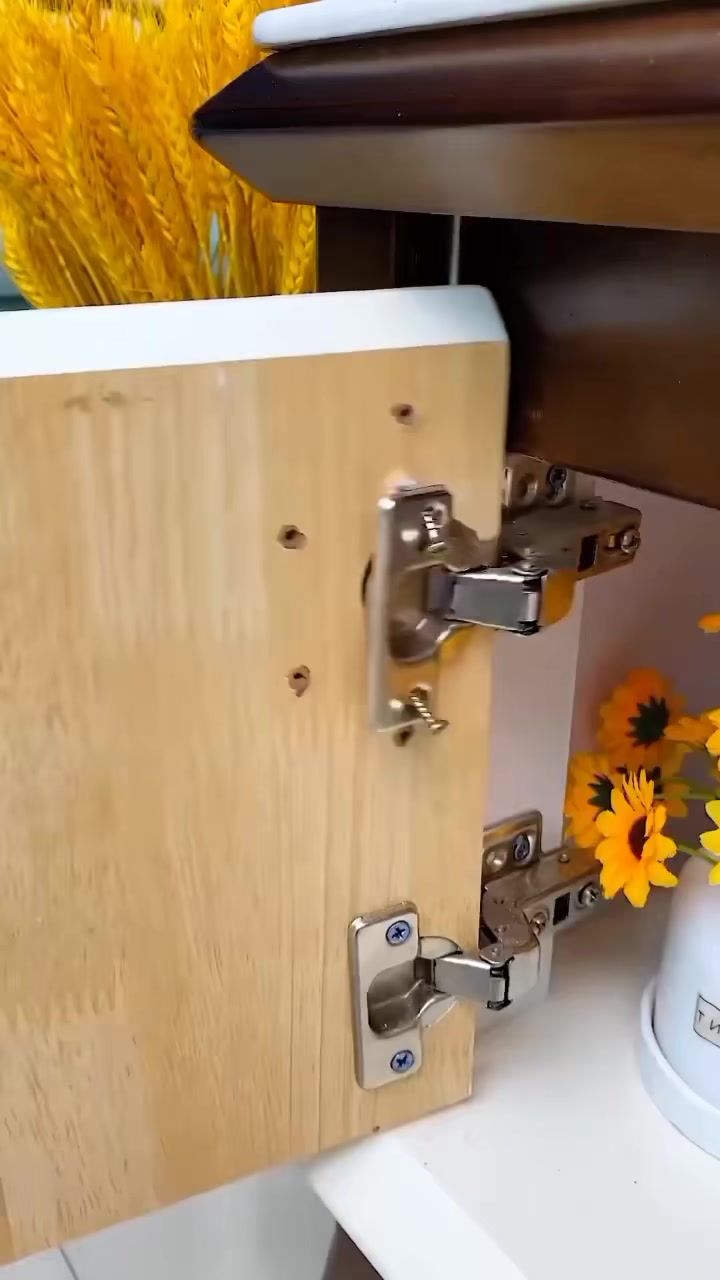 Cabinet Hinges Repair Plate Kit.        #homehacks #gadget #gadgetstouse #goodthing #goodstuff #amazonfinds