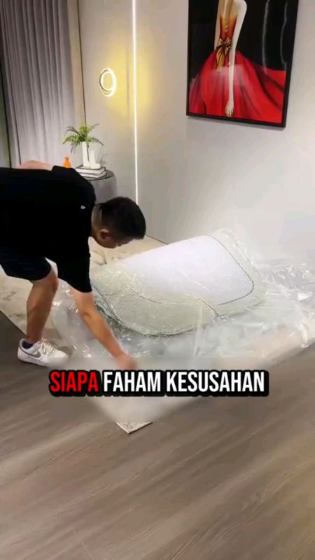 Zaman sekarang rumah kecil.. so xperlu byk brg. beli ini pn da cukup #sofa #bedviral #sofaviral
