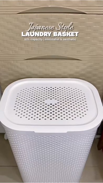 Japanese Style Dirty Clothes Basket Laundry Basket Bakul Baju With Cover. #HomeDecorMalaysia #LaundryBasket #BilikKemas #racunshopee #bestbuy