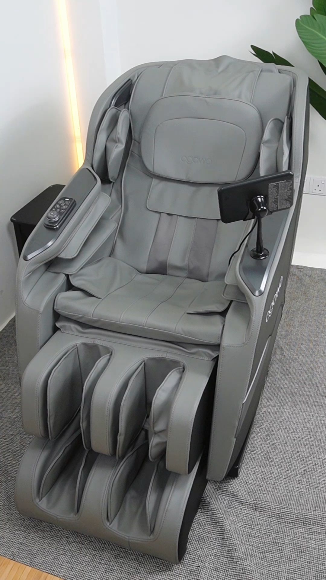 Dah balik kerja tapi badan still sakit-sakit? Time to recharge with Ogawa massage chair ✨ #massagechair #ogawamalaysia